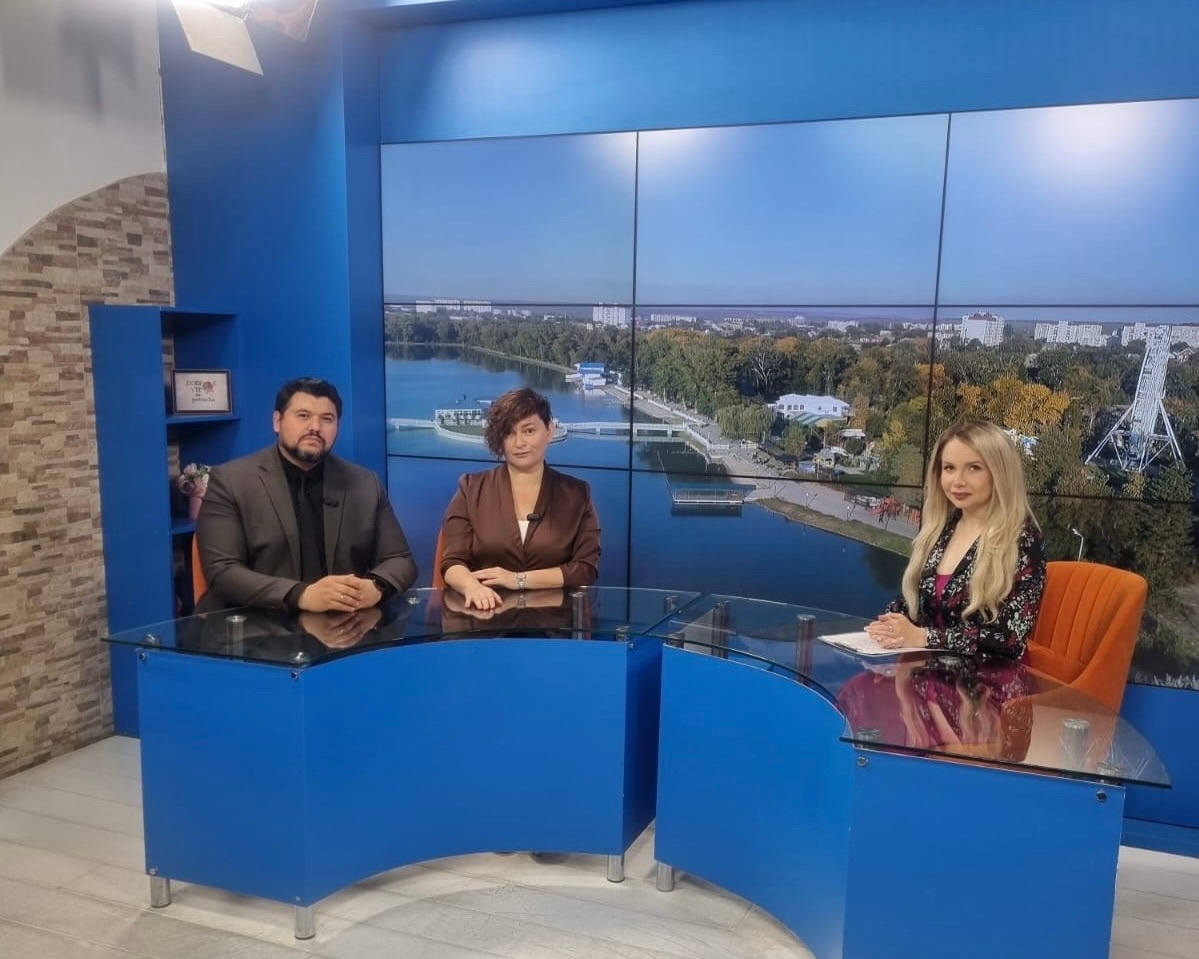 Директор Международного кинофестиваля «Перекрёсток цивилизаций» Екатерина Борисова приняла участие в съёмках телевизионной программы